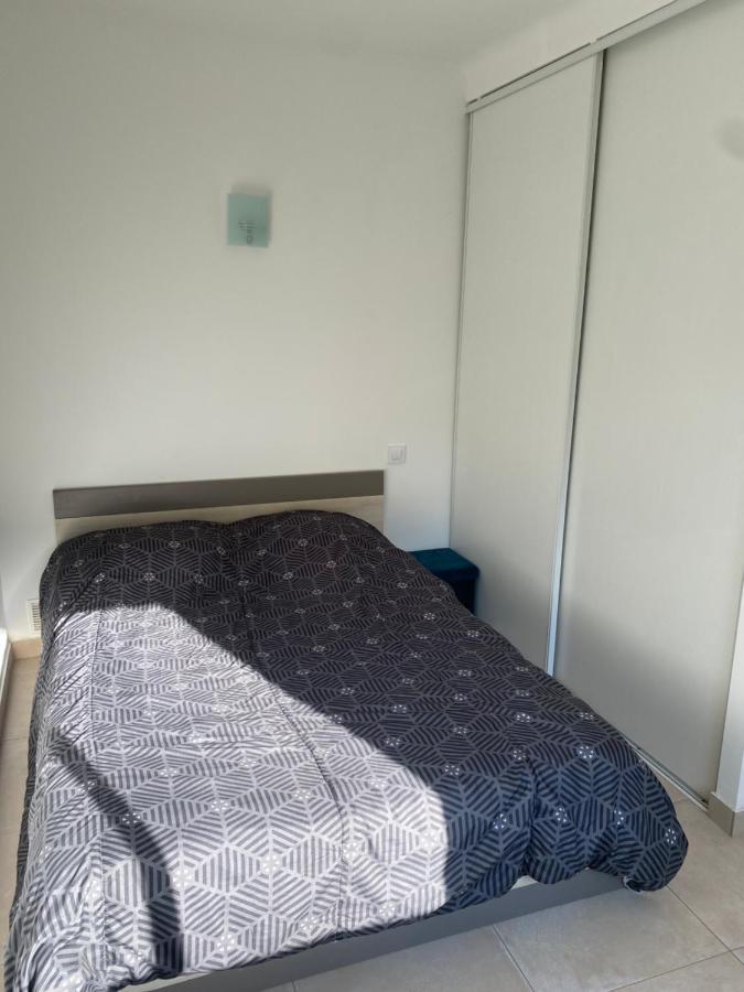 Agreable 2 Pieces En Ville Comme A La Campagne Nice Exterior photo